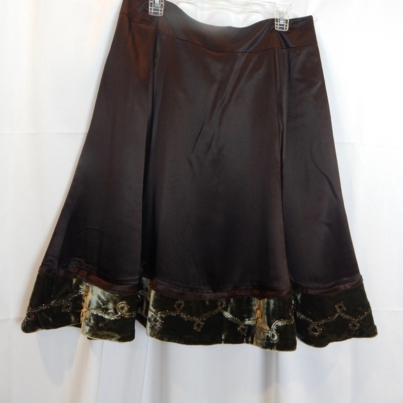 Jon Brown Satin and Velvet Skirt Size 14 - Picture 6 of 6